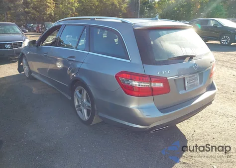 2013 Mercedes-Benz E 350 4Matic из США, поврежденный, VIN WDDHH8JB7DA723800